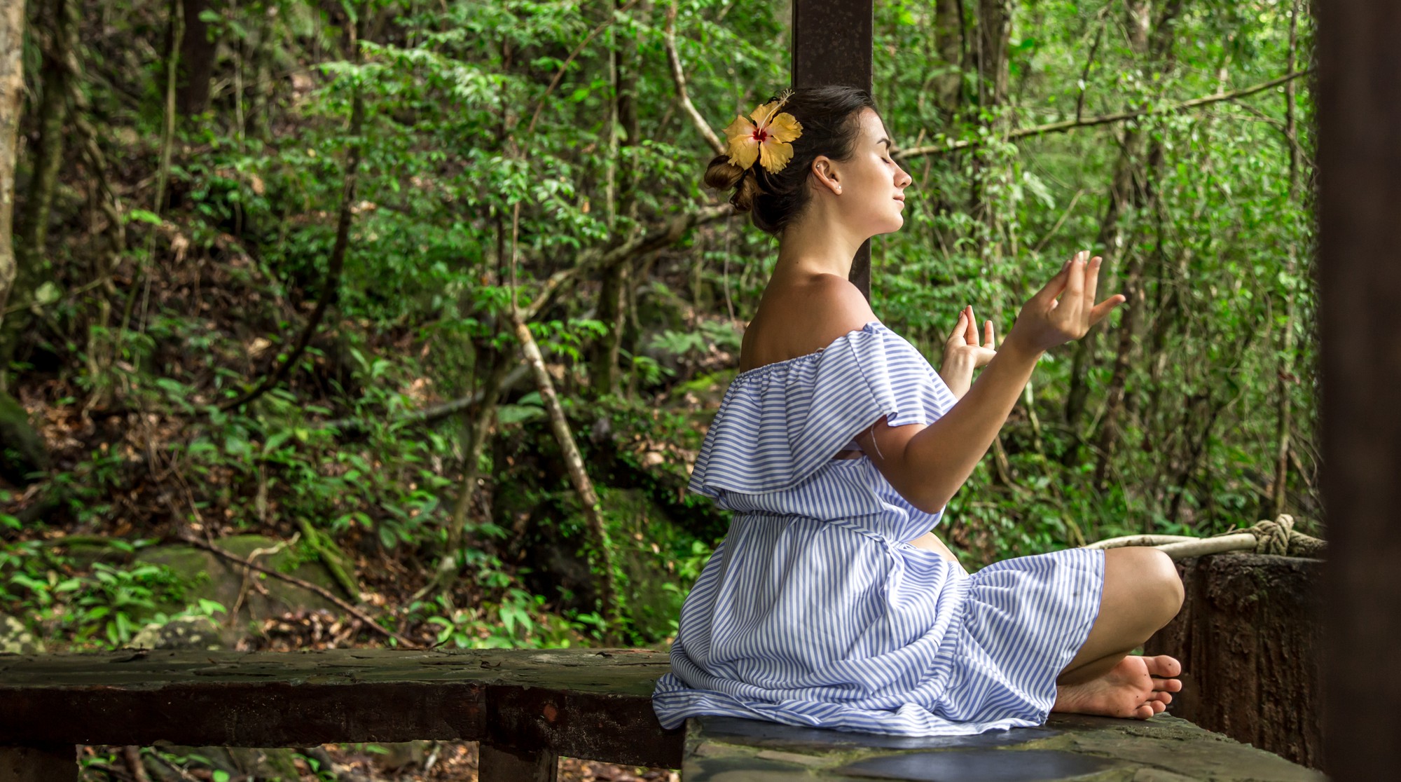 kelsey holmer leak girl-dress-meditates