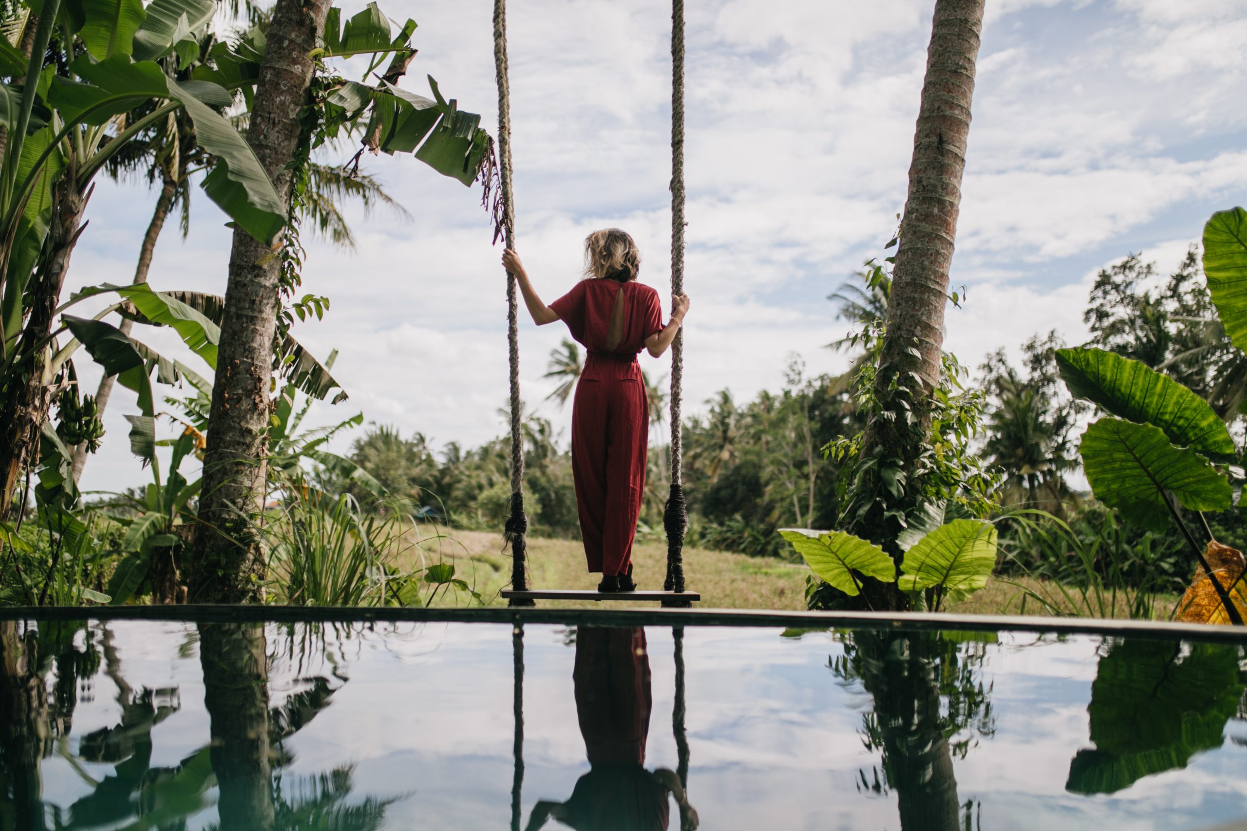 kelsay holmer leak Photo from back of slim woman in long dress looking at rainy sky. Outdoor shot of shapely female model enjoying nature views at resort.